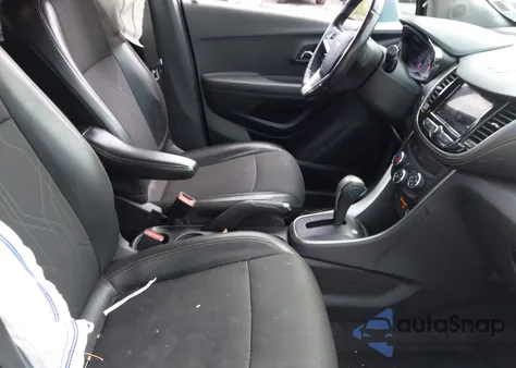 2019 Chevrolet Trax Lt z USA, uszkodzony, nr VIN KL7CJPSB0KB890666